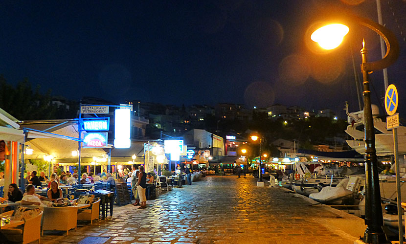 Hamnpromenaden i Pythagorion på Samos.