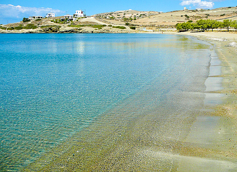 Livadi beach är den bästa stranden på Schinoussa