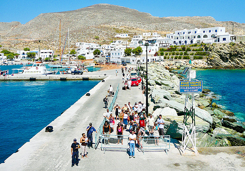 Hamnen på Folegandros i Kykladerna.