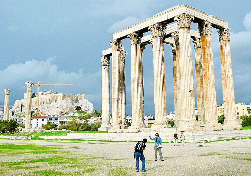 Zeus tempel är nästan lika imponerande som Parthenontemplet på Akropolis.