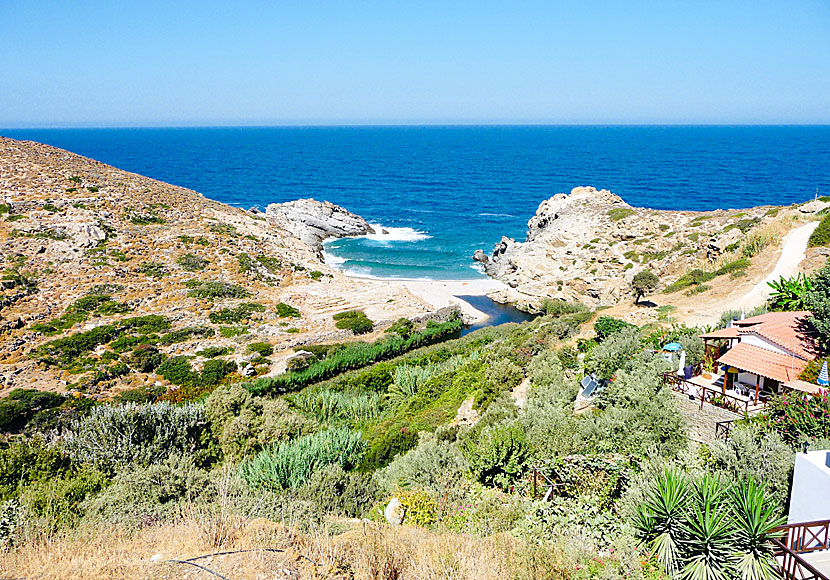 Ovanför Nas beach på Ikaria finns ett tempel som är tillägnat gudinnan Artemis.
