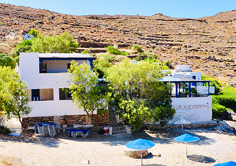 Kostas Taverna  på Valmas beach är stängd och det är osäkert om den kommer att öppna igen.