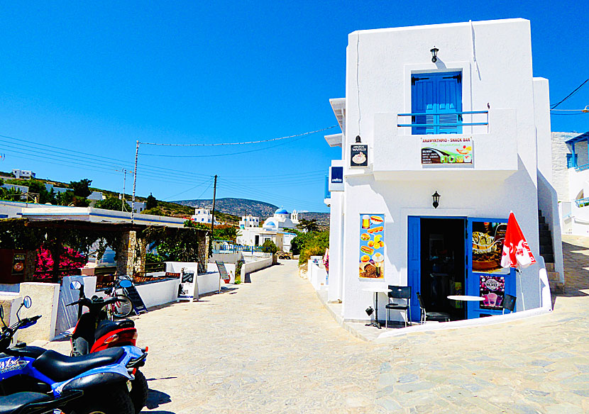 Agios Georgios church på Iraklia i Kykladerna.