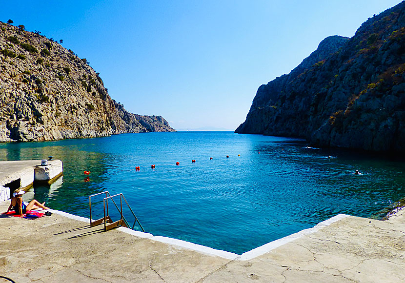 Stranden i Rina i Vathydalen på Kalymnos i Tolvöarna.