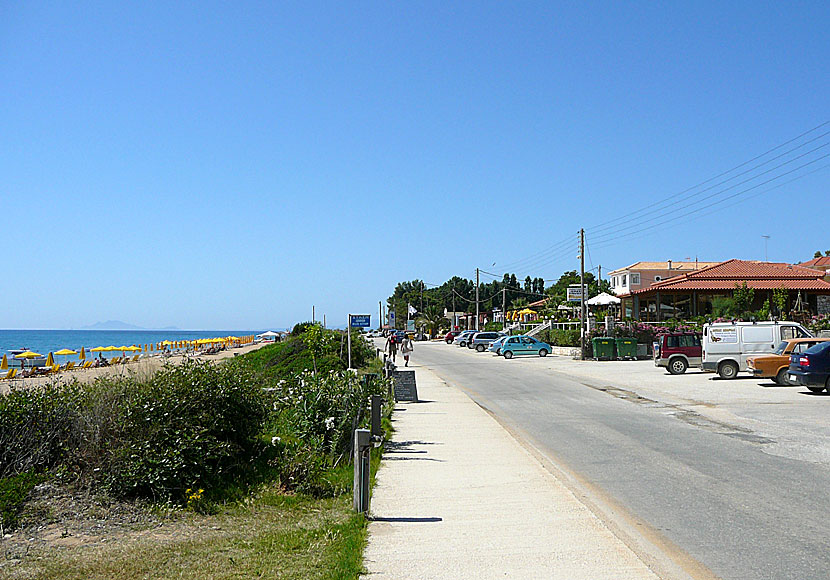 Strandpromenaden i Skala på Kefalonia.