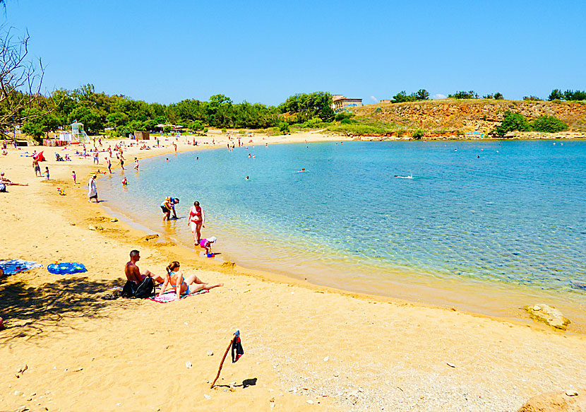 Fina stränder väster om Chania på Kreta.  Agii Apostoli beach.