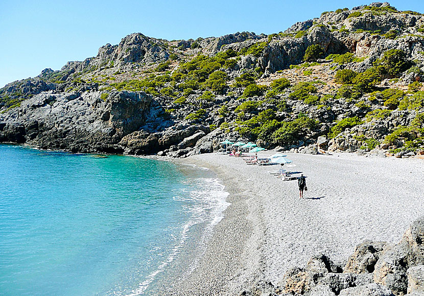 Krios beach nära Paleochora på södra Kreta är populär bland nudister.