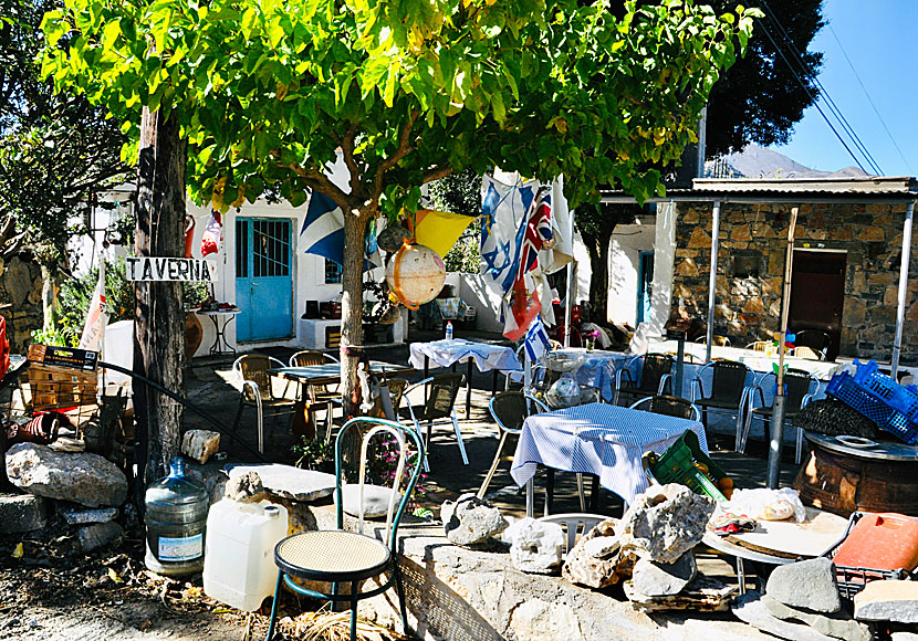 Restauranger, tavernor och kaféer i Katharoplatån på östra Kreta.