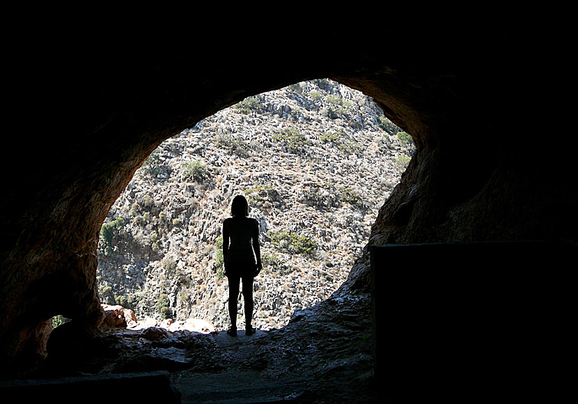 Ingången till Milatos cave på östra  Kreta.