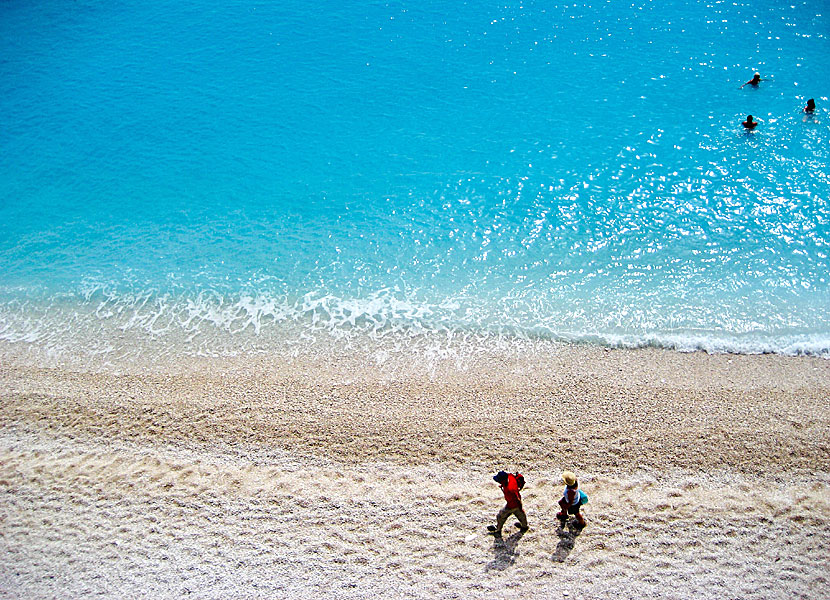 Sola och bada på Porto Katsiki beach på Lefkas i Grekland
