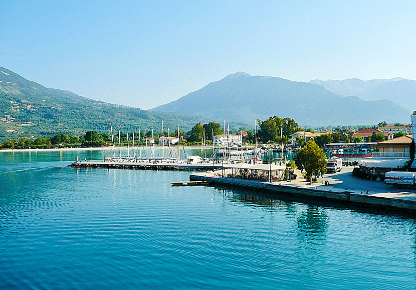 Segelbåtar i Vasiliki på Lefkas.