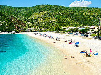 Mikros Gialos beach på Lefkas.  