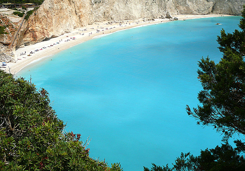 Missa inte att bada vid Porto Katsiki beach när du vandrar på Lefkas.