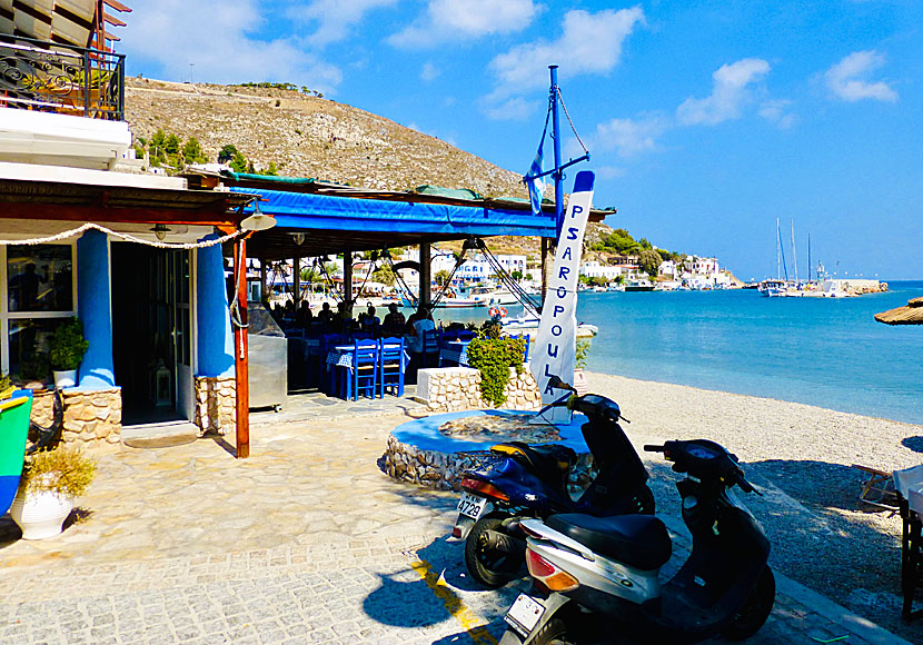Hyra moped på Leros i Grekland.