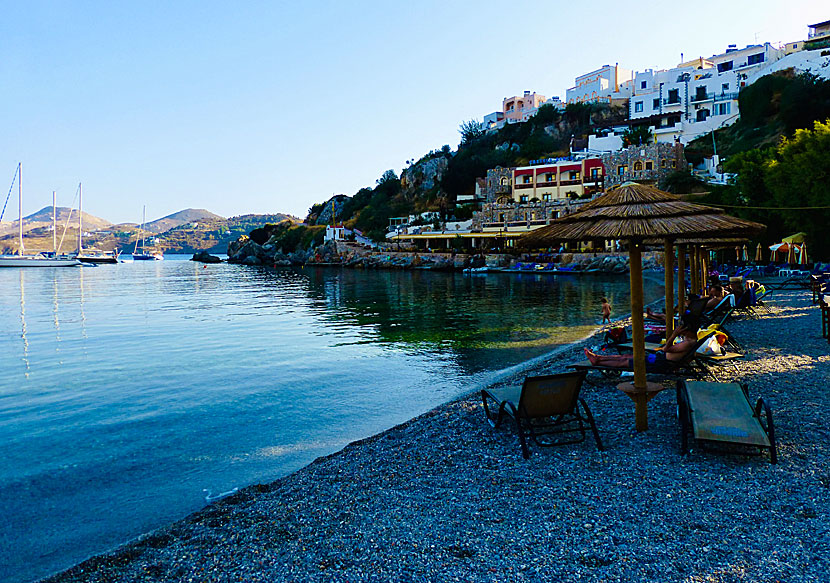 Solnedgången vid Panteli beach på ön Leros i Grekland.