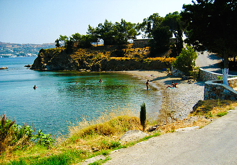 Lilla Panagies beach ligger strax före Dio Liskaria på Leros.