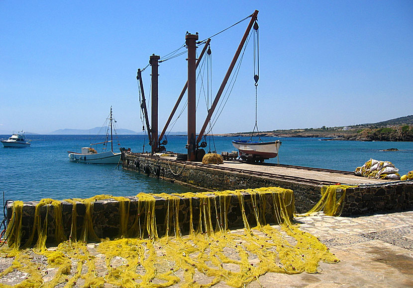 Hamnen i Moutsouna på Naxos varifrån smärgeln (Emery) skeppades ut världen. 