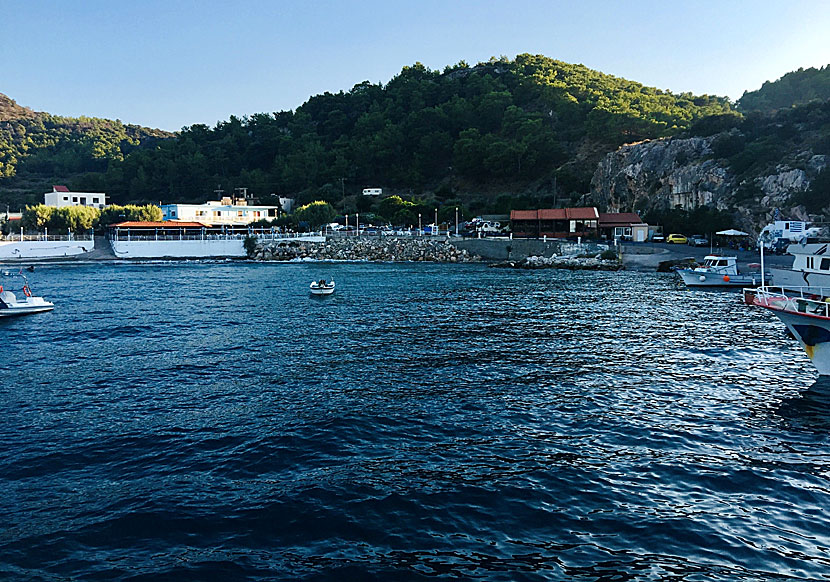 Hamnen i Kamiros Skala på Rhodos.