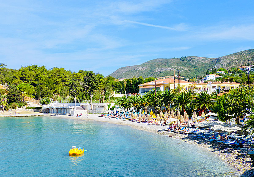 Gangou beach i Samos Stad.