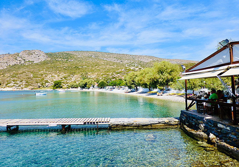 Restauranger och tavernor vid Klima beach på Samos.