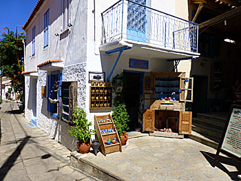 Byn Manolates på Samos.
