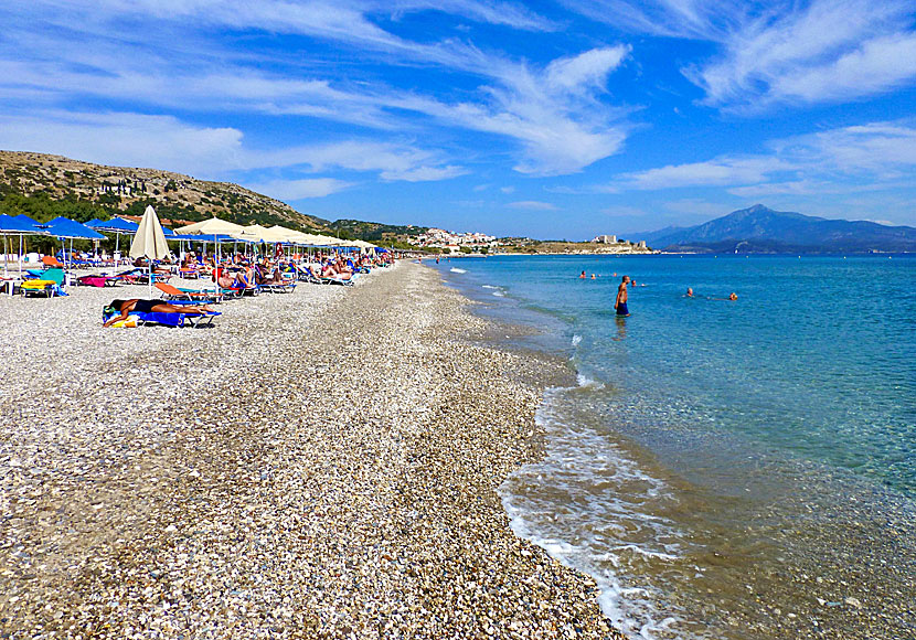 Potokaki beach i Pythagorion är en av Samos bästa stränder.