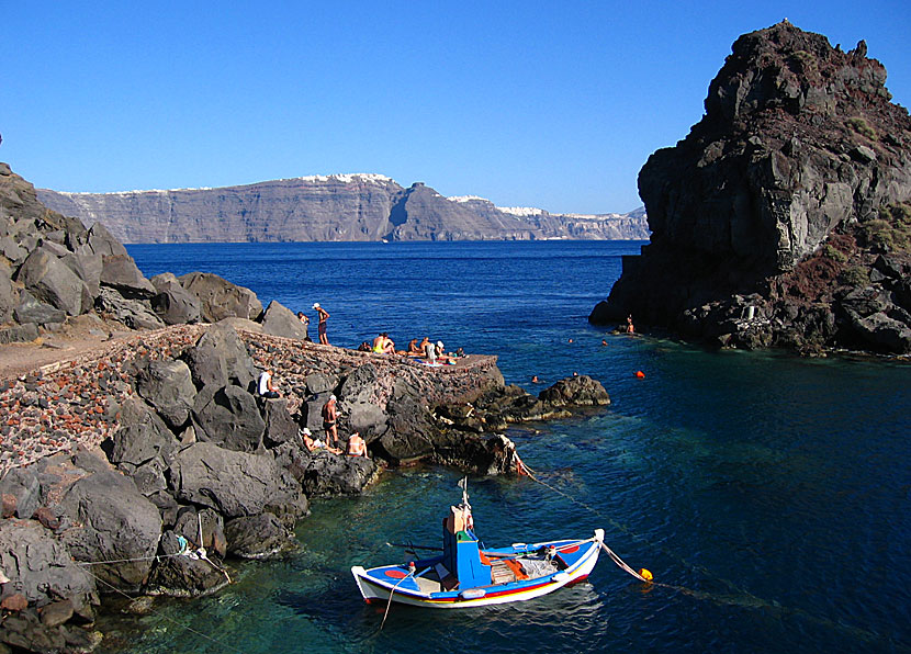 Santorinis bästa stränder. Amoudia beach.