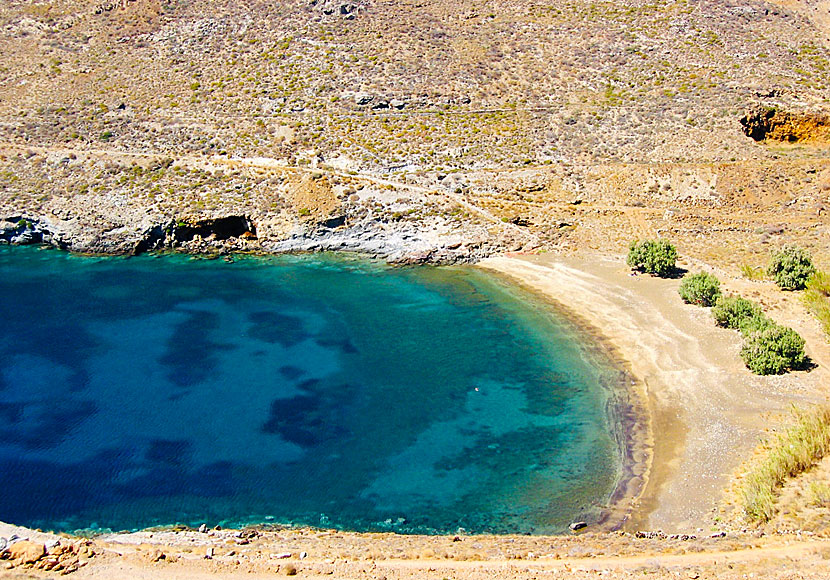 Maliadiko beach nära Megalo Livadi på Serifos. 