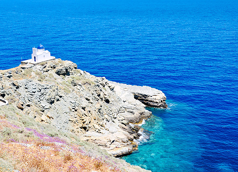 Sifnos bästa stränder. Kastro (Efta Martyrs)  beach. 