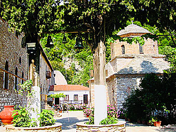 Kloster och kyrkor på Skiathos. 