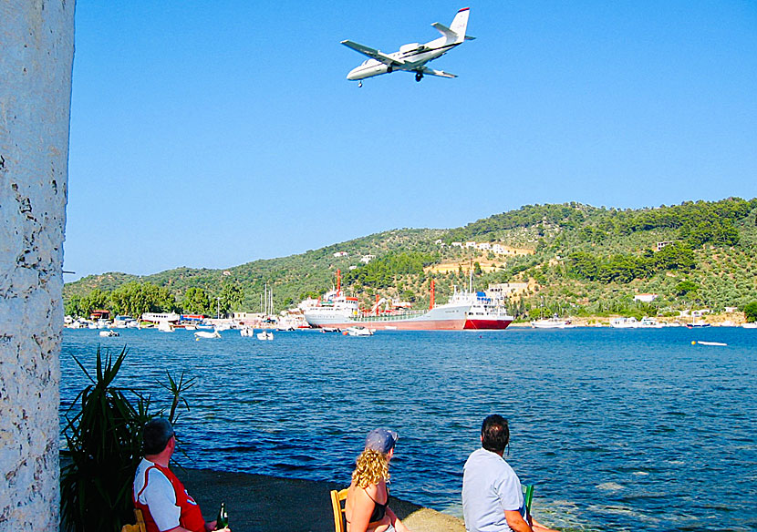 Planespotting från Mylos Taverna på Skiathos.