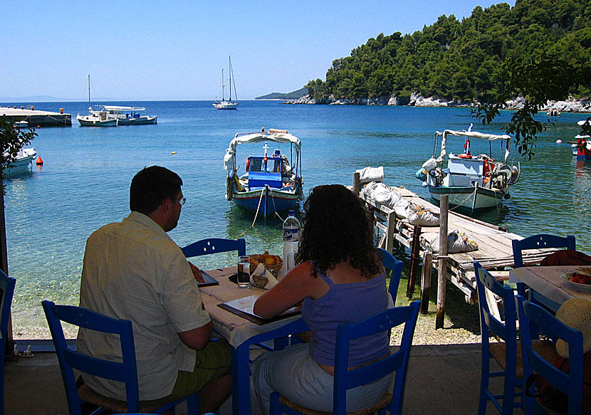Taverna i Agnontas på Skopelos.