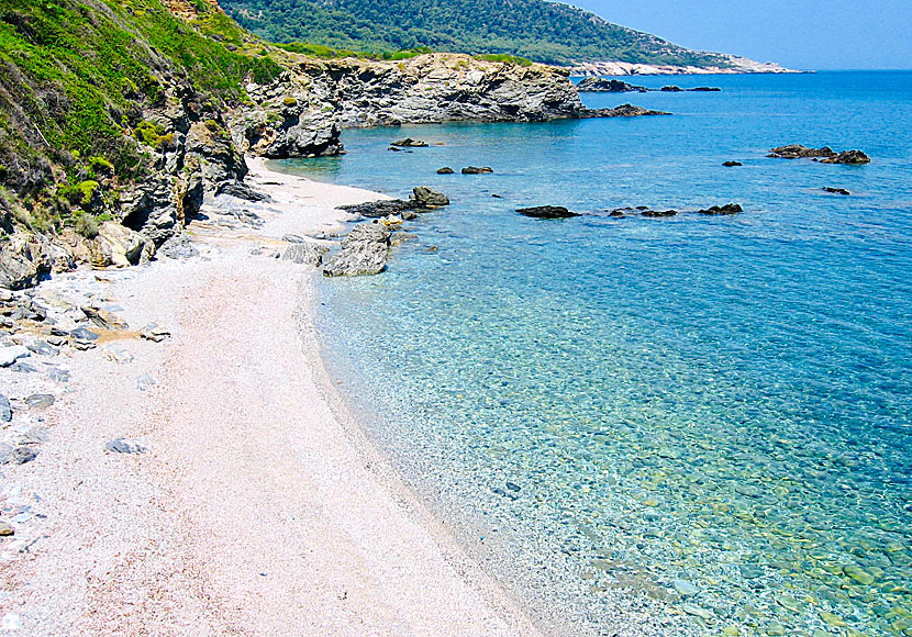 Chondrogiorgi (Hodrogiorgis) beach på Skopelos.