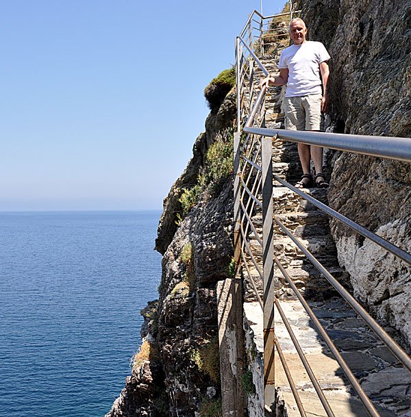 Trappan som går upp till Mamma-Mia-Kyrkan på Skopelos.