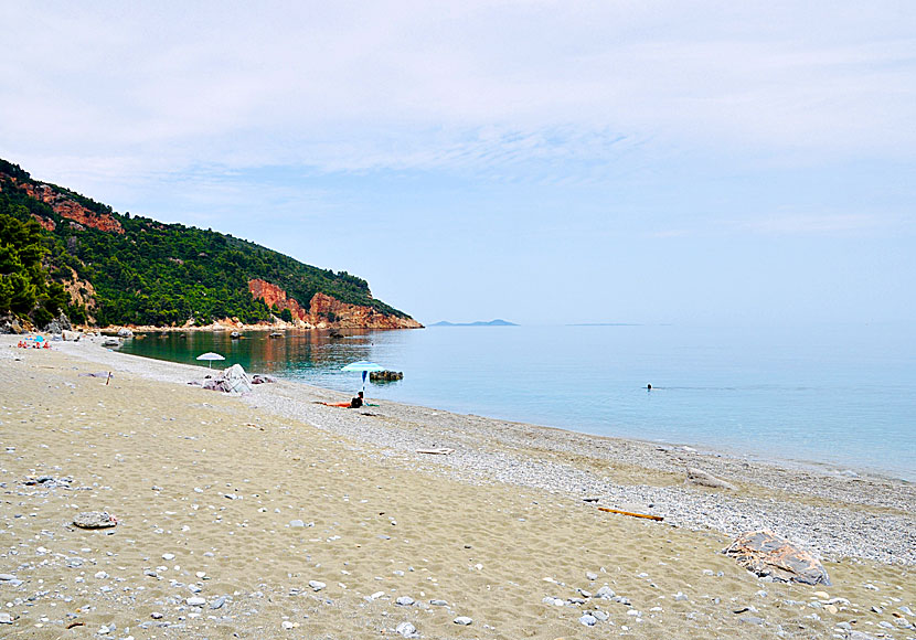 Nudiststranden Velanio på Skopelos i Sporaderna.