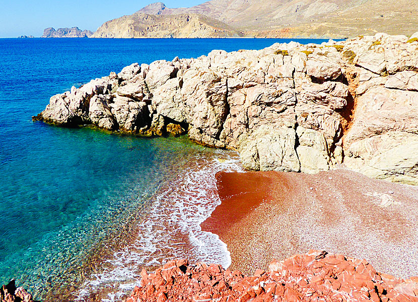 Kalimera och Lilla Eristos beach på Tilos.