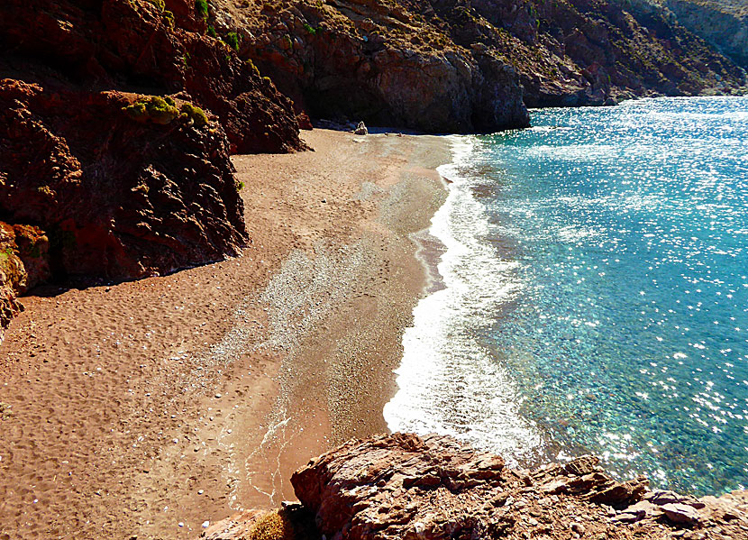 Tilos bästa stränder. Mikro Eristos beach.