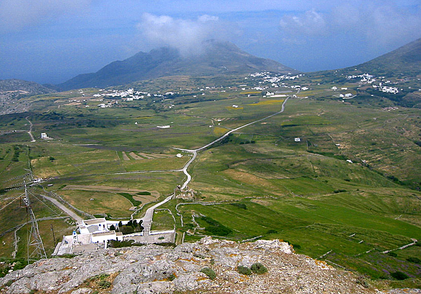 Utsikt från Exobourgos på Tinos i Grekland.