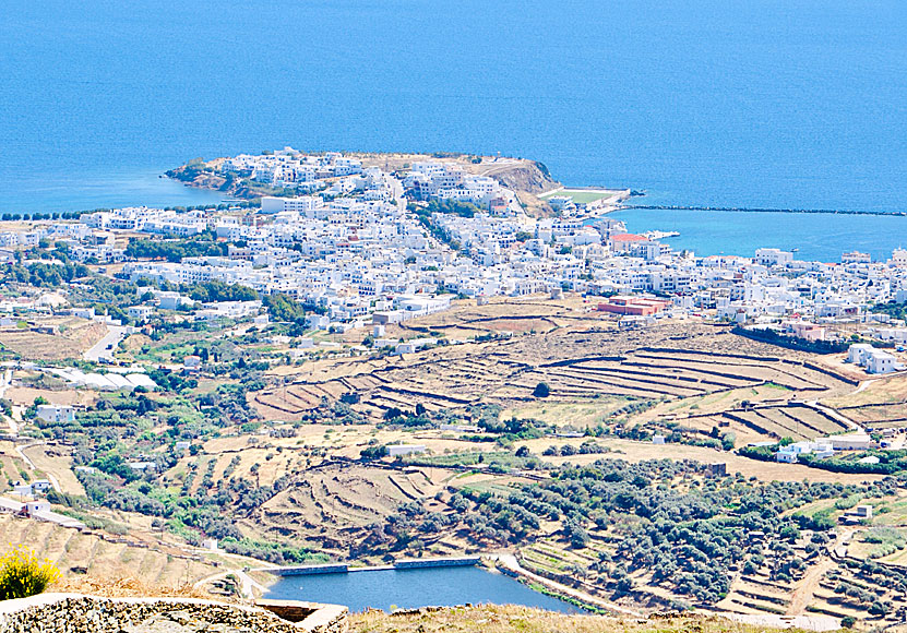 Tinos stad i Kykladerna.