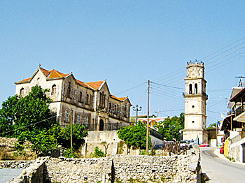 Mysiga Bergsbyar på Zakynthos.