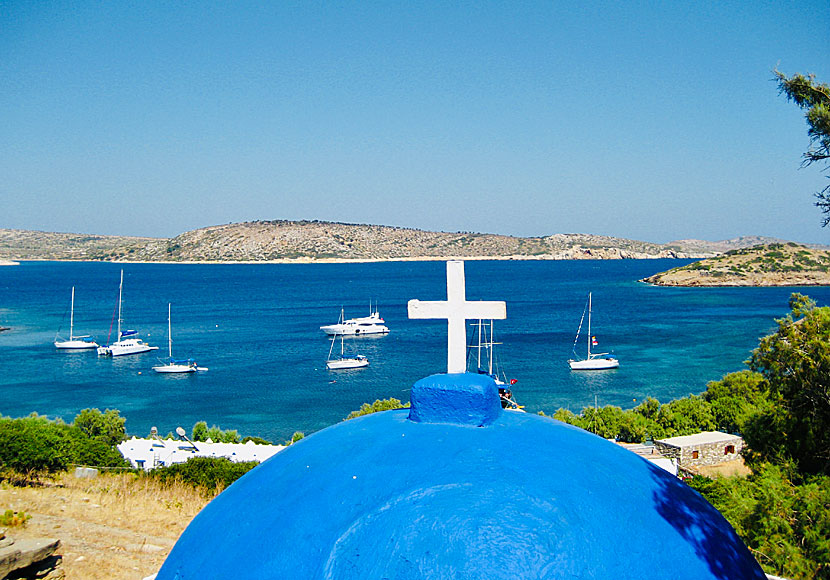 Agios Nikolaos church på ön Marathi i Grekland.