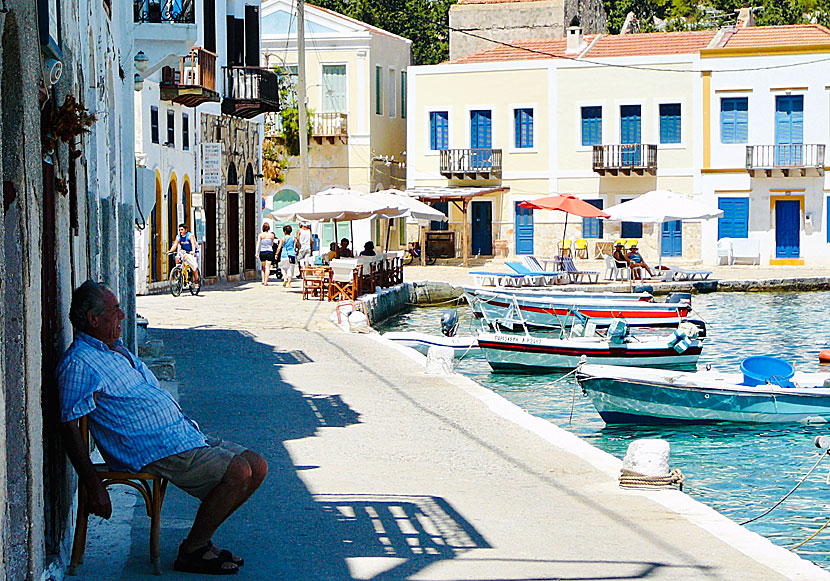 Till ön Kastellorizo reser man för att njuta av lugn och ro och att äta god grekisk mat. 