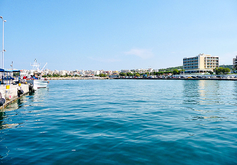 Avra Hotel är det bästa hotellet i Rafina hamn nära Aten. 