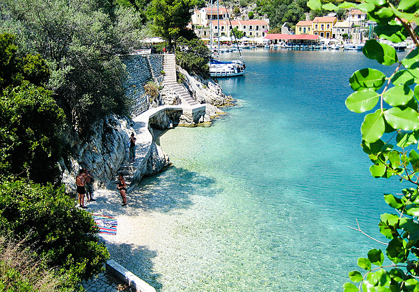 Kioni beach på Ithaka.