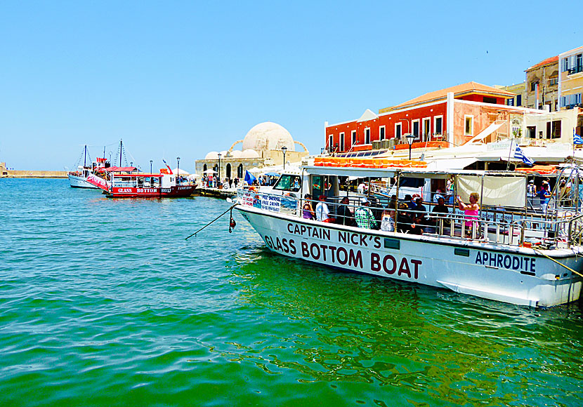 Från venetianska hamnen i Chania utgår dagligen utflyktsbåtar till Stavros beach, och öarna Lazaretta och Theodorou.