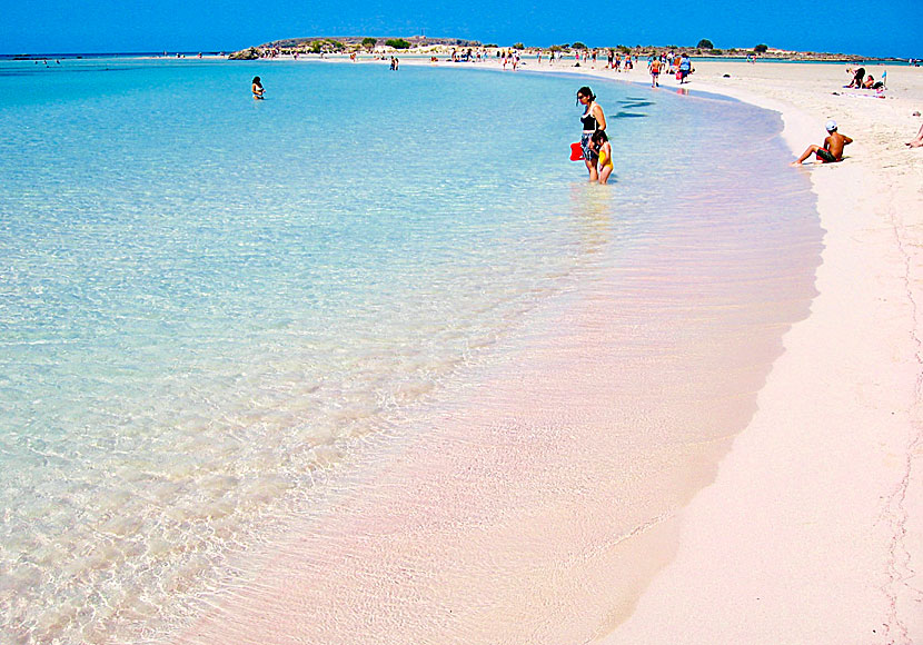 Elafonissi  på Kreta är en mycket barnvänlig strand. 