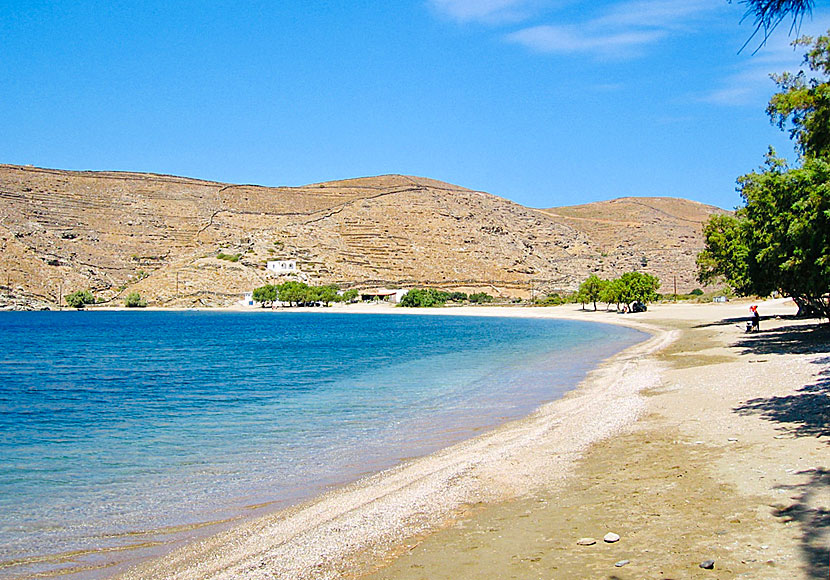 Apokrousi beach på Kithnos är en av öns bästa stränder. 