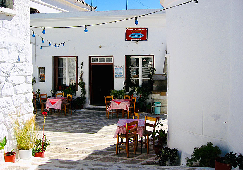 Missa inte att besöka Chora när du reser till ön Kithnos i Grekland.