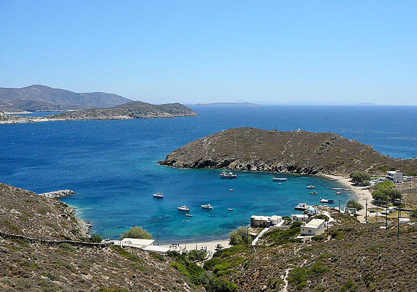 Keramidou beach på ön Thymena som ligger nära Fourni i Grekland.