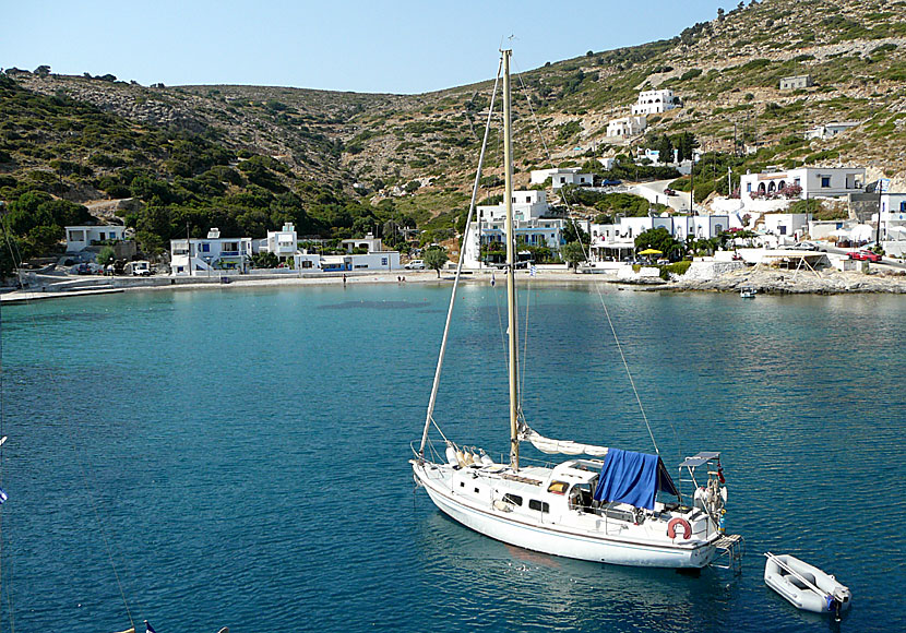 Segla från Agathonissi till den lilla ön Psara i Grekland.